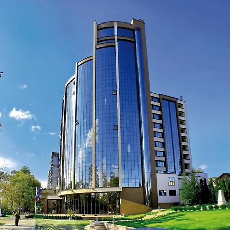 Rosslyn Dimyat 4*