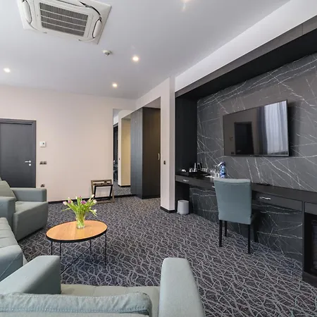 Rosslyn Dimyat Otel