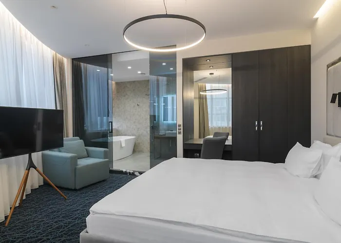 Rosslyn Dimyat Hotel