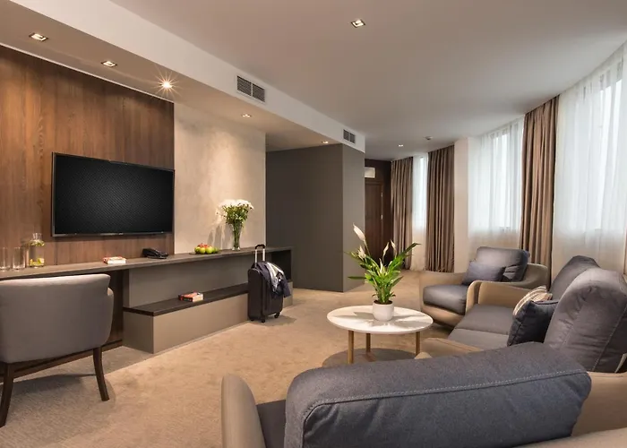 Rosslyn Dimyat Szálloda