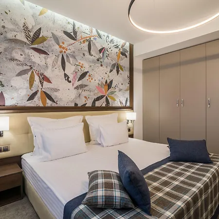 Rosslyn Dimyat 4*
