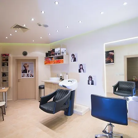 Rosslyn Dimyat 4*